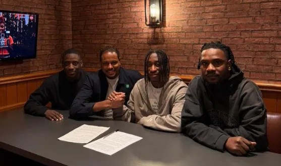 乐鱼网官网- 迪奥曼德签新经纪公司，后者旗下包括维尼修斯马丁内利等人