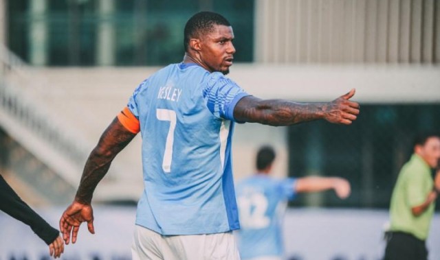 乐鱼体育官网-深圳新鹏城泰国冬训进行首场热身赛，0比1不敌泰超球队泰港！